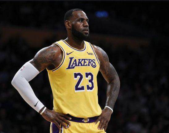 开云体育在线-【观察】当所有人开始造势 詹姆斯回归骑士已成定局